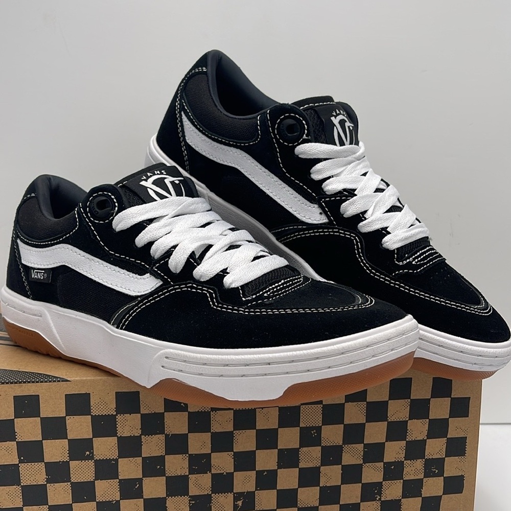 Vans Men’s Rowan 2 Black/White
VN0A2Z3IBA2 Sneakers - Picture 7 of 16
